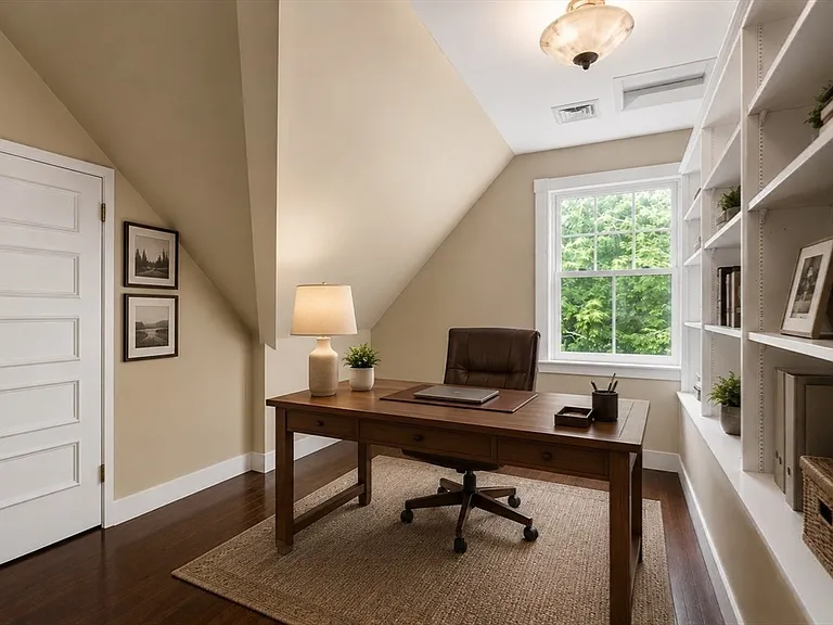 18 Eaton Ct #18 — Photo 25