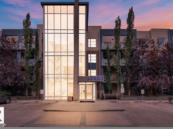 4th image of 2584 Anderson Way SW #105
