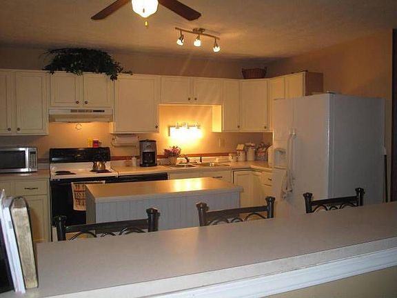 Large Kitchen