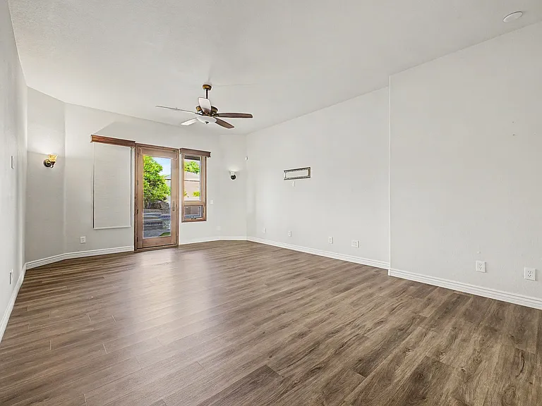 29143 N 68th Way — Photo 23