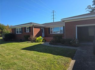 7818 Flowerfield Rd, Norfolk, VA 23518