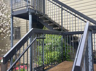 309 Country Club Rd, Eugene, OR 97401