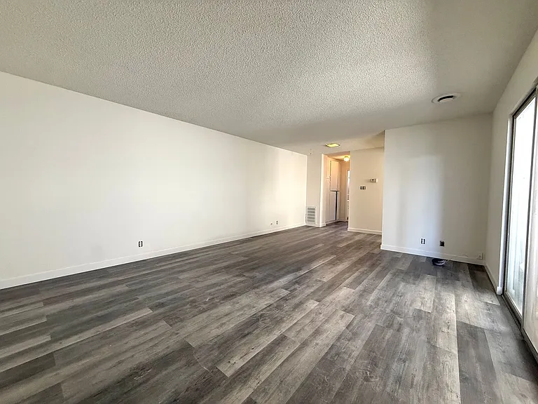 2660 Flores St — Photo 1
