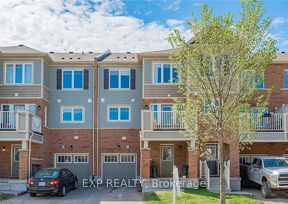 8 Stratus St