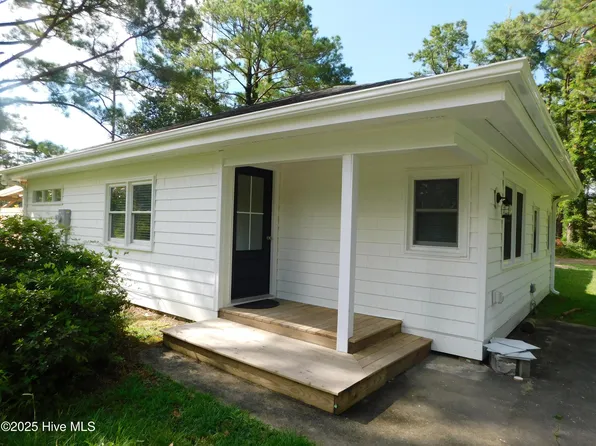 438 Pigott Rd, Gloucester, NC 28528