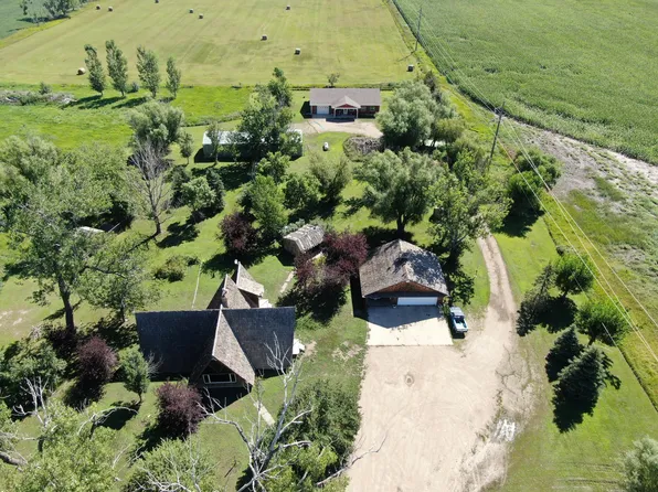 12848 392nd Ave, Aberdeen, SD 57401