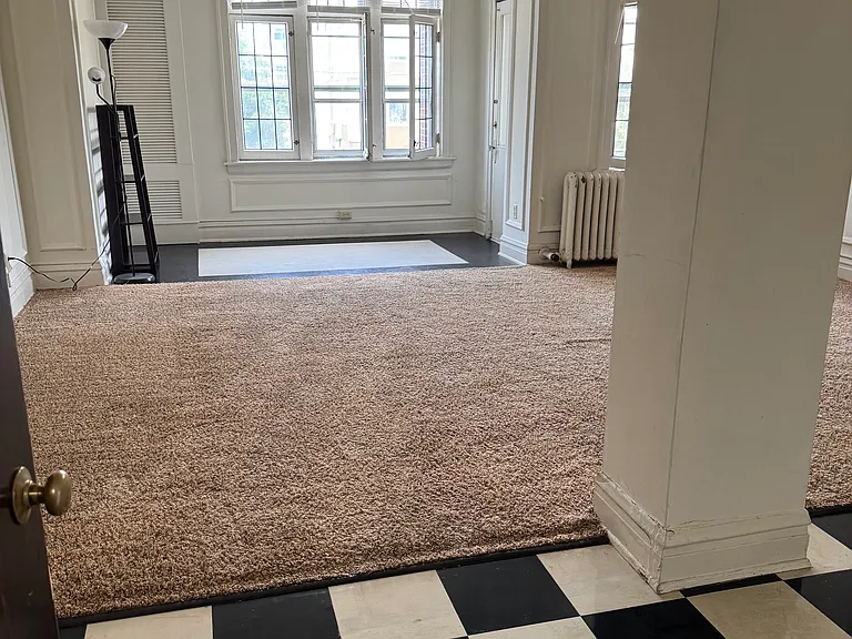 2218 N Summit Ave #201 — Photo 11