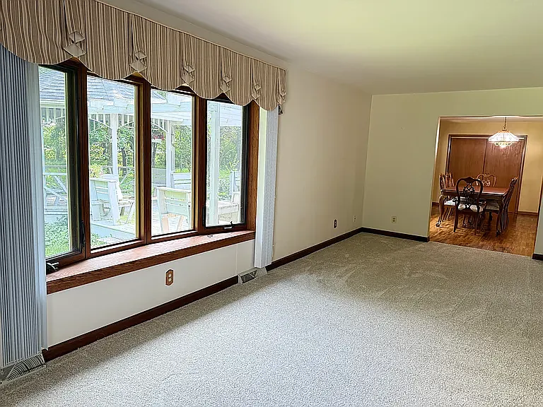 5610 Marengo Rd — Photo 15
