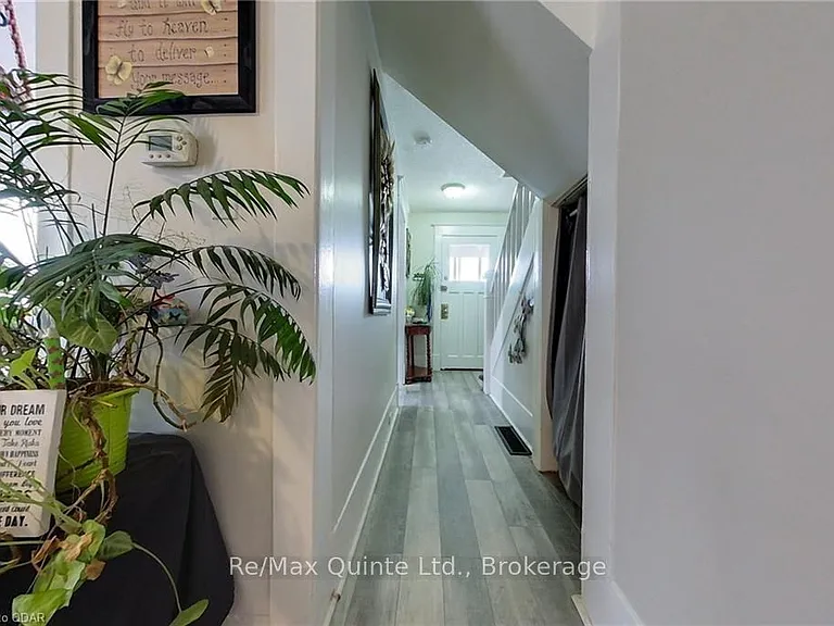 218 Coleman St — Photo 11