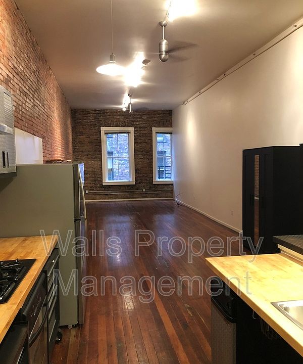 1st image of 211 1st Ave S Ste 202