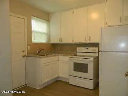 3168 Belden Cir — Photo 10