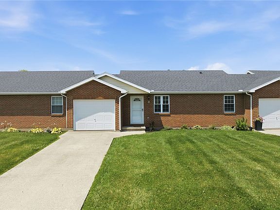 3rd image of 5887 Farmers Rd #B