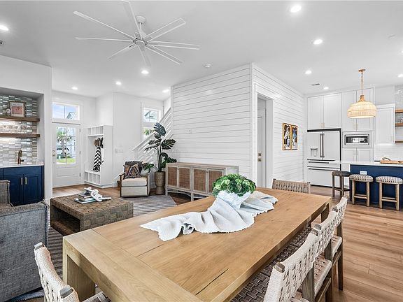 5th image of 209 Horse Tail Ln
