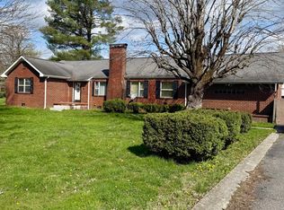 1210 Winchester Ave, Middlesboro, KY 40965