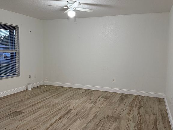 3rd image of 2426 Herb Ave S