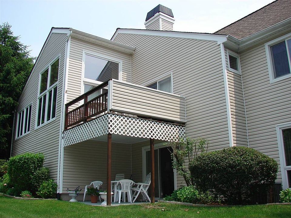 1st image of 162 Winchester Dr