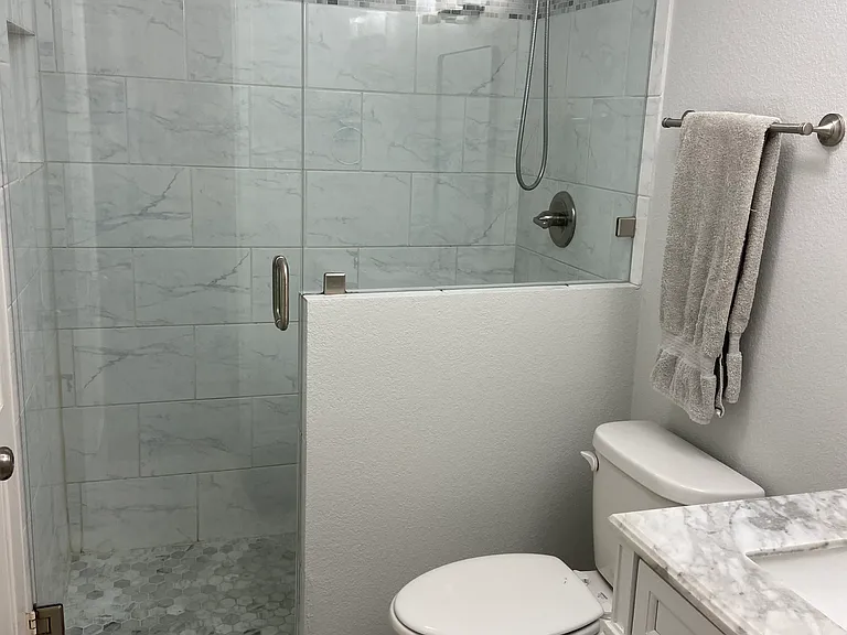 3314 Douglas Ave #103 — Photo 34