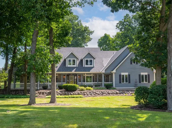 W310N4958 Old Steeple ROAD, Hartland, WI 53029