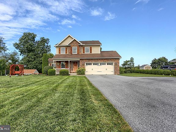 4th image of 6 Harvey Cir