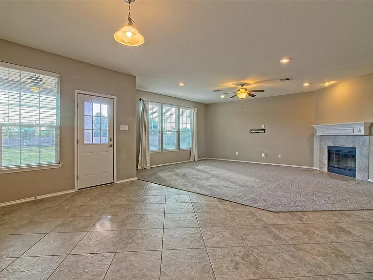 31443 Kingsway Rd — Photo 12
