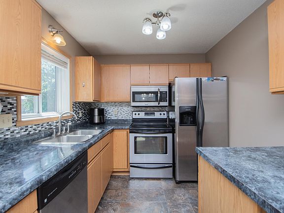 5th image of 5118 7th Ln S