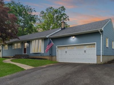 42 Lingert Ave, Clinton, NJ, 08809