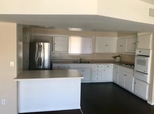 5606 Shirley Ave, Tarzana, CA 91356