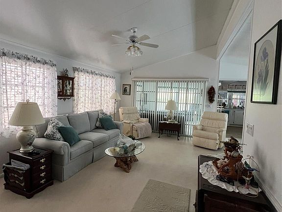 3rd image of 5389 SE 64th Avenue