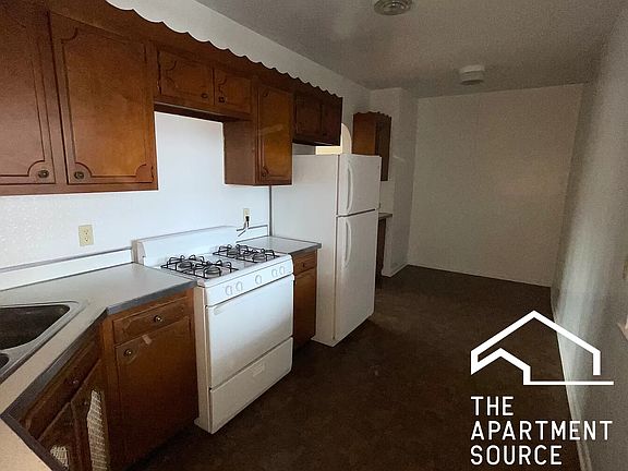 4th image of 5359 W Belmont Ave #3
