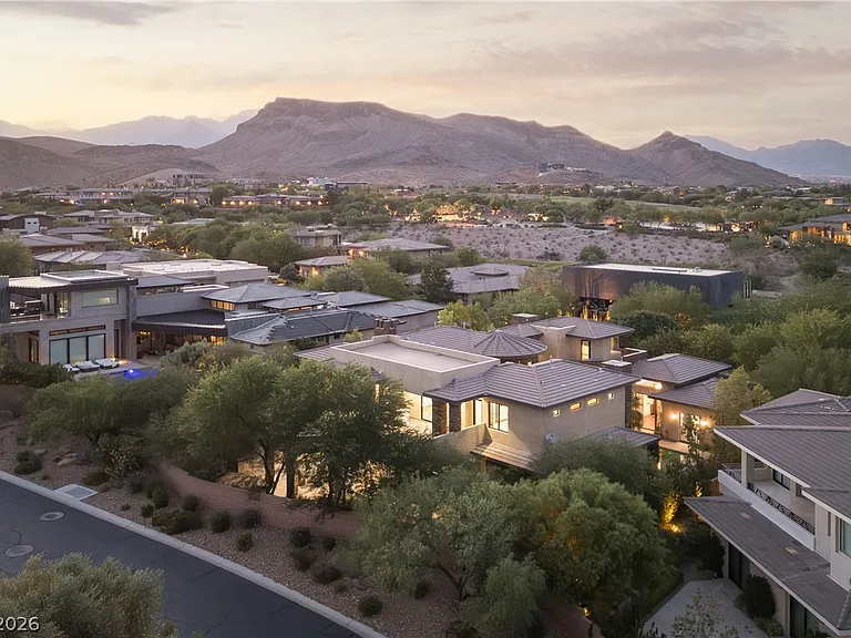 17 Soaring Bird Ct — Photo 33