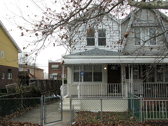 3rd image of 1550 E 56th St #2