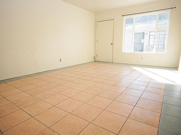 4th image of 2607 Nations Ave #6