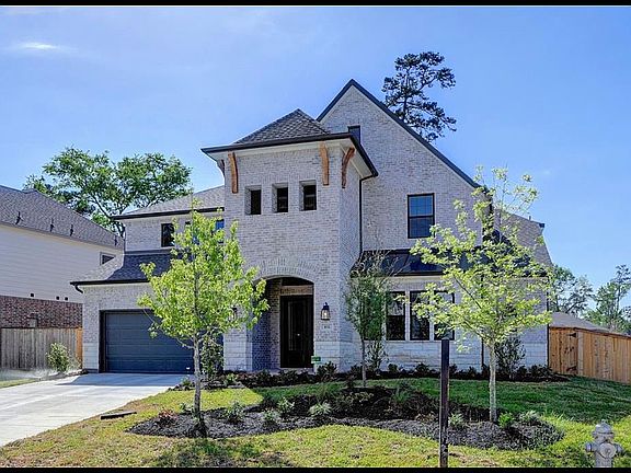 STREET VIEW - CORNER LOT