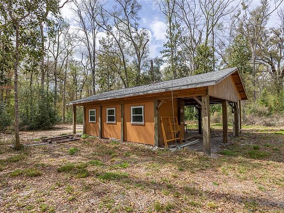 3rd image of 1187 SW Boston Ter