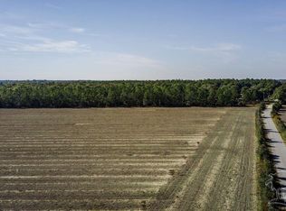 3 Segrest Rd, Milton, FL 32571