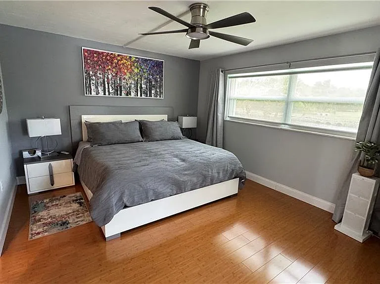 600 Valley Stream Dr #F6 — Photo 4