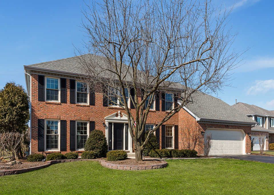 1st image of 3735 Parador Dr