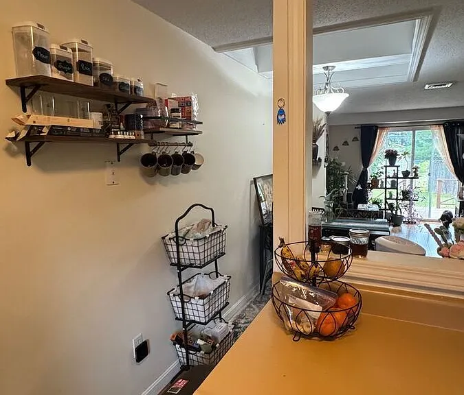 129 Fisherville Rd #2 — Photo 6