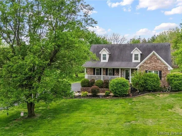 7475 Saddlebrook Ct, Greenville, IN 47124