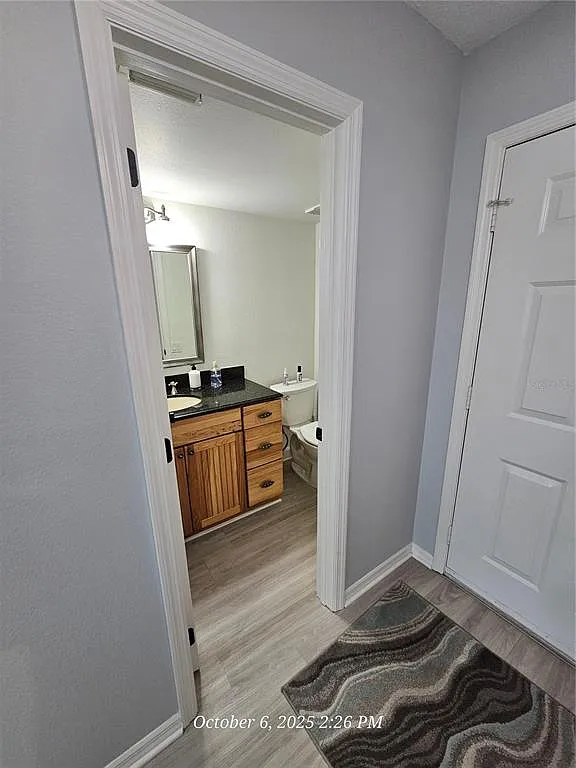 2 bed, 2.5 bath, 2070 sqft, $7,000 — Photo 3