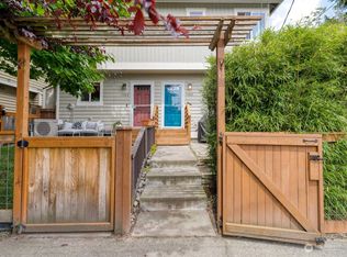 1136 N 91st St #B, Seattle, WA 98103