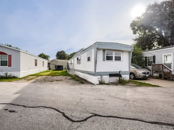 8800 S Harlem Ave Trailer 1507, Bridgeview, IL 60455