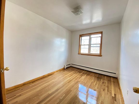 3rd image of 839 Throggs Neck Expy #2