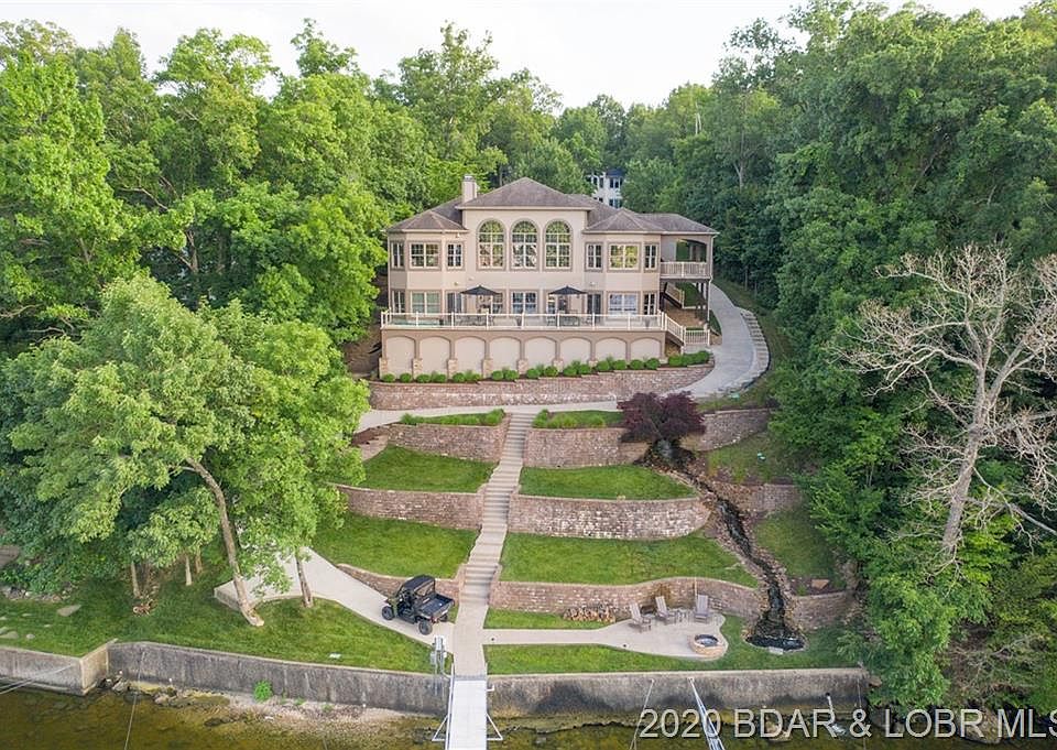 1st image of 313 Lake Dr