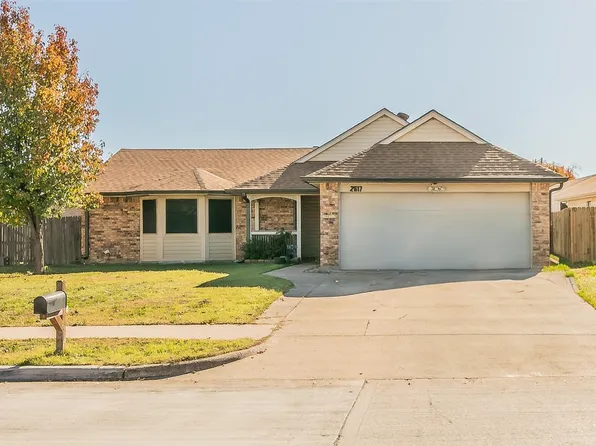 2617 Claremont Dr, Grand Prairie, TX 75052