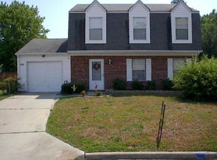 707 Woodnote Ln, Newport News, VA 23608
