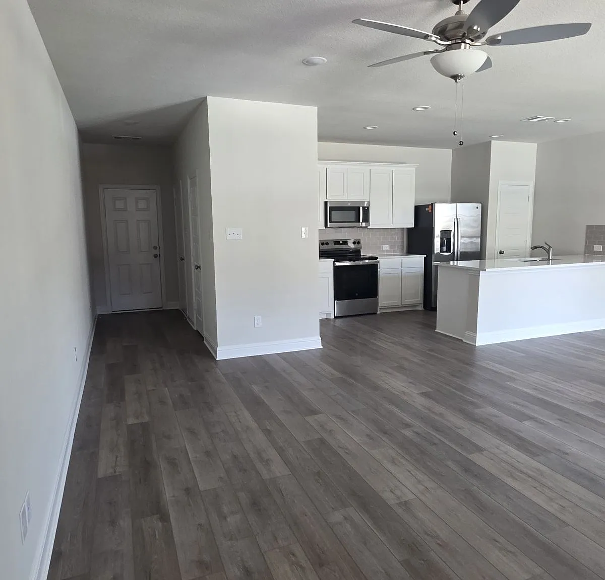 3 bed, 2.5 bath, $2,800 — Photo 4