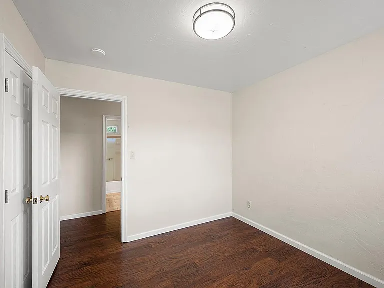 4148 Cole Way — Photo 25