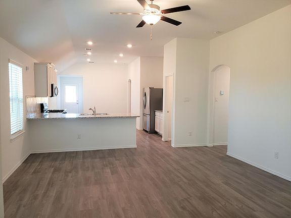 3rd image of 10126 Granite Grove Ln