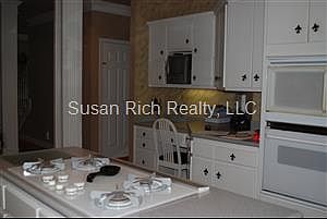 4th image of 805 Azalea Springs Ct